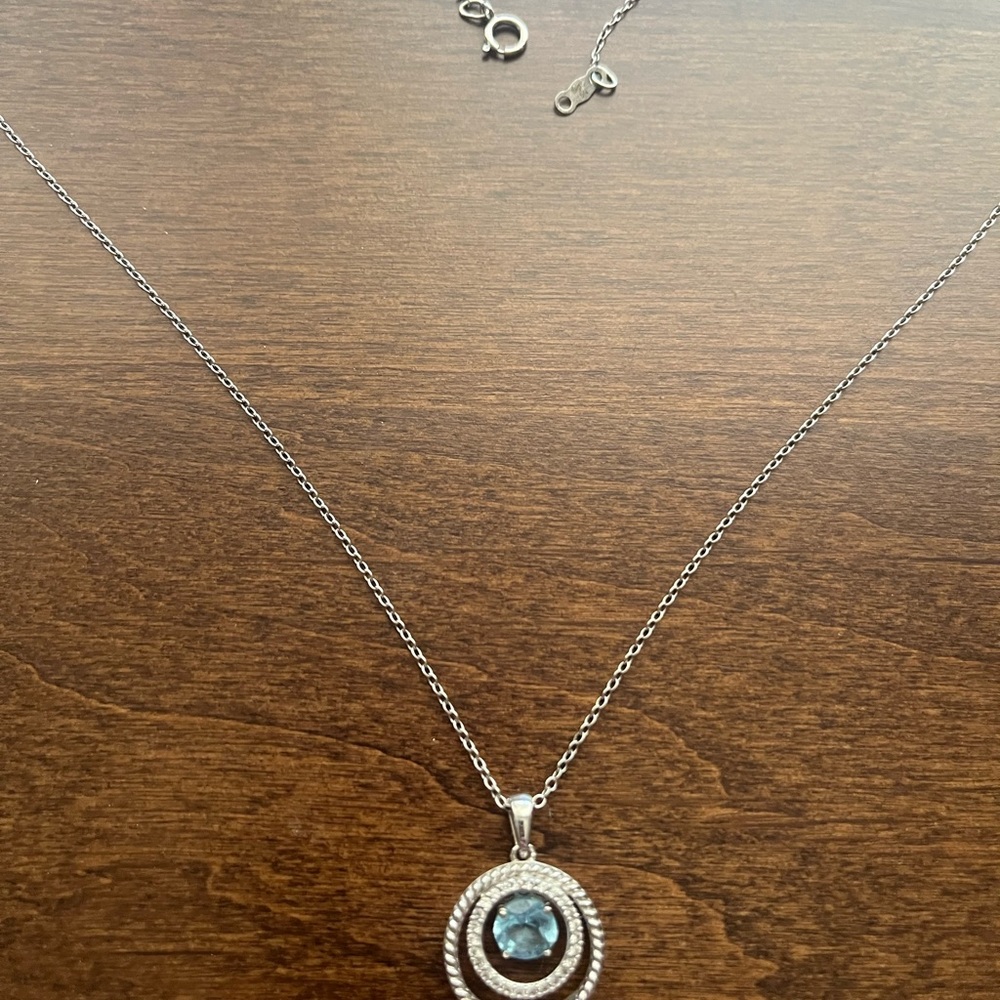 Pendant - Picture 3 of 3